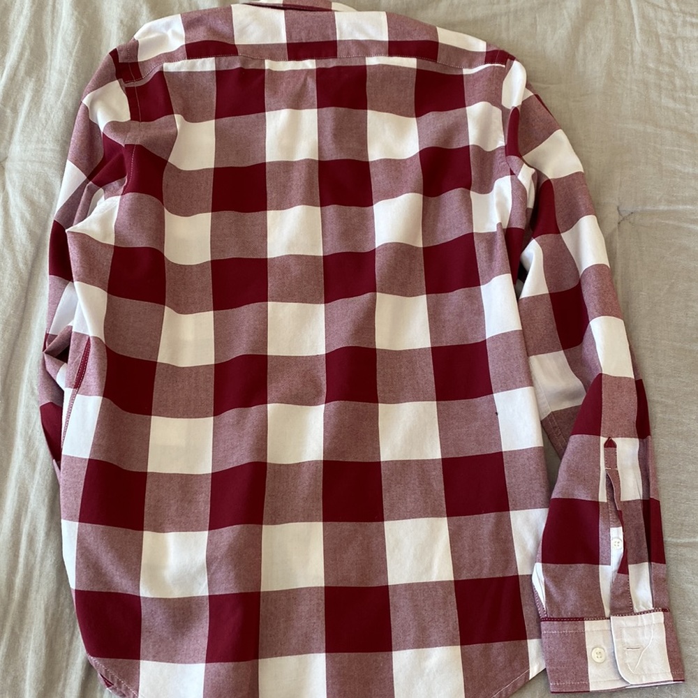 Express Soft Wash ButtonDown - Picture 2 of 6